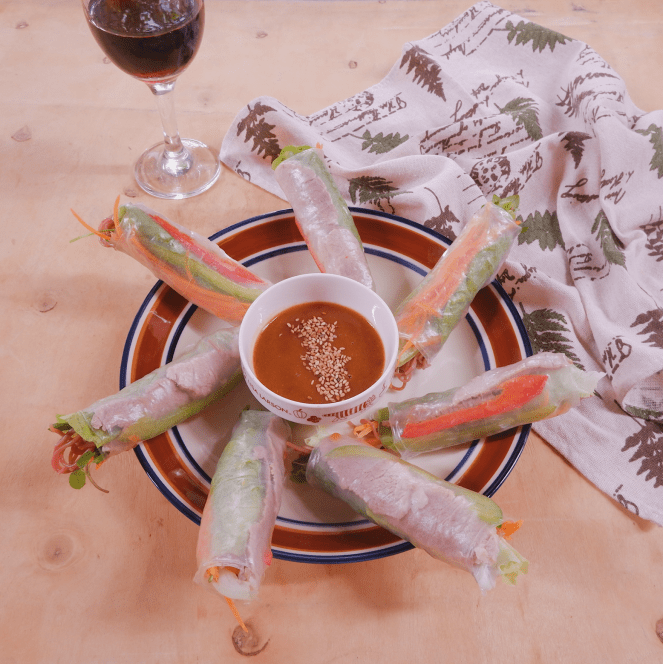 Cuốn thịt heo và rau&nbsp;củ