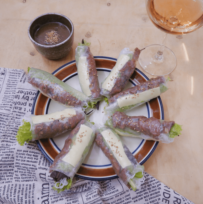 Cuốn bò xào và phô&nbsp;mai