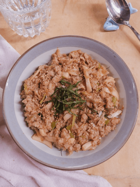 Cơm thịt băm xào&nbsp;nấm&nbsp;